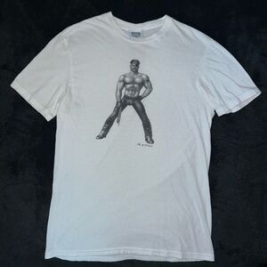 -Vintage 90s Tom Of Finland LGBTQ Gay BDSM Art Tee
-Size Small
